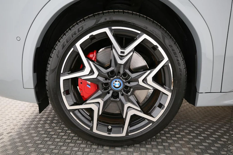 immagine del veicolo BMW iX2
