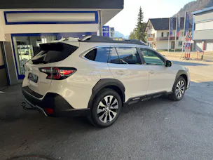 Subaru Outback 2.5i Luxury