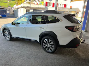 Subaru Outback 2.5i Luxury