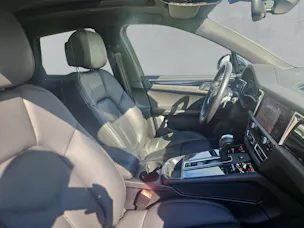 PORSCHE Macan 2.9 V6 S (CH)