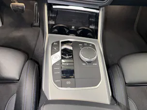 BMW 318d Touring M SPORT