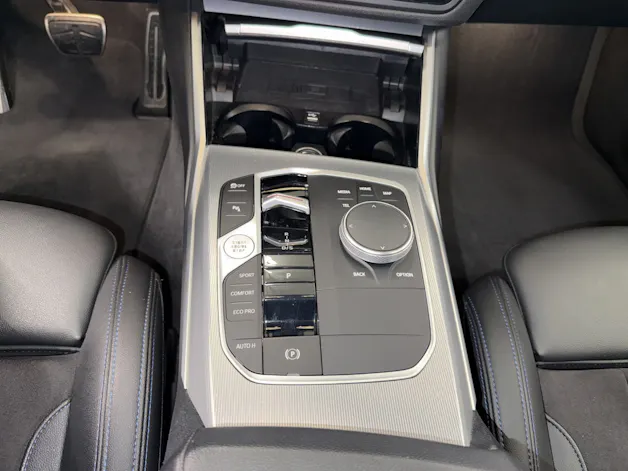 BMW 318d Touring M SPORT