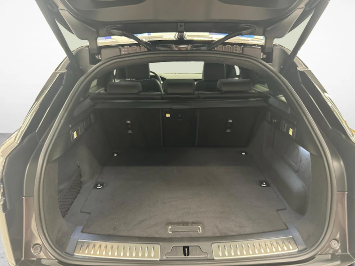 Fahrzeugbild LAND ROVER RANGE ROVER VELAR