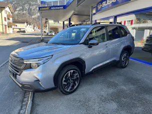 Subaru Forester Station 2.0i e-Boxer Swiss Plus