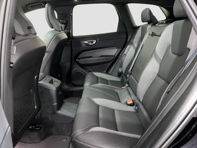 VOLVO XC60 2.0 T6 TE Plus Dark eAWD