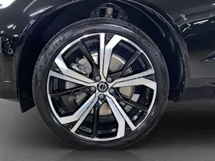 VOLVO XC60 2.0 T6 TE Plus Dark eAWD