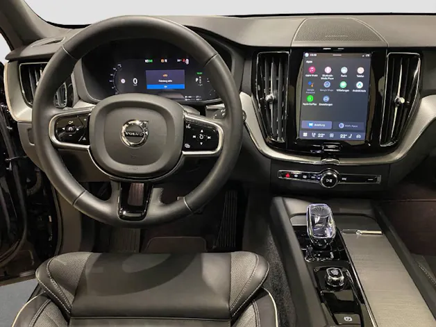 VOLVO XC60 2.0 T6 TE Plus Dark eAWD