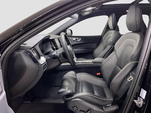 VOLVO XC60 2.0 T6 TE Plus Dark eAWD