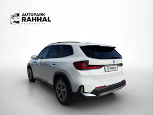 BMW X1 20d xDrive * GARANTIE INKLUSIVE * ANHÄNGERKUPPLUNG * PACK INNOVATION * 360° KAMERA *