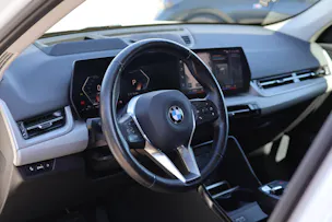 BMW X1 20d xDrive * GARANTIE INKLUSIVE * ANHÄNGERKUPPLUNG * PACK INNOVATION * 360° KAMERA *