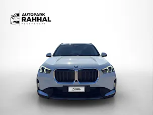 BMW X1 20d xDrive * GARANTIE INKLUSIVE * ANHÄNGERKUPPLUNG * PACK INNOVATION * 360° KAMERA *
