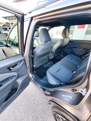 Subaru Forester Station 2.0i e-Boxer Swiss Plus