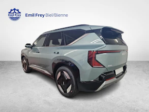 https://vehicle.imgix.net/4442679/67de3aad-d6d7-46b7-a461-0e8267f3f4db.jpg