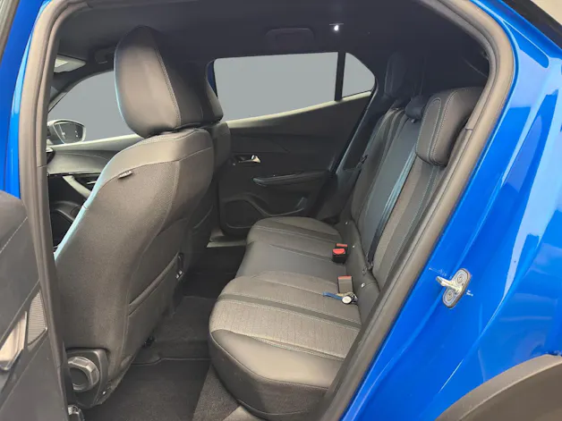 PEUGEOT 2008 1.2 PureTech 130 Allure Pack