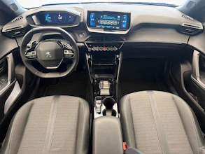 https://vehicle.imgix.net/4442687/c616fc70-9201-4b6a-a0e2-6ed53635fedb.jpg