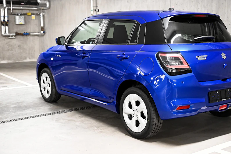 Fahrzeugbild SUZUKI SWIFT