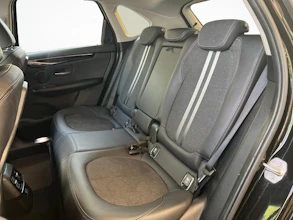 https://vehicle.imgix.net/4442724/4210f9d5-63ad-4312-88b8-649aa9613d25.jpg