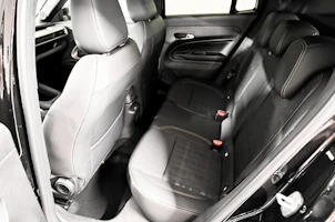 image du véhicule JEEP Avenger 1.2 MHEV 85th Anniversary 4xe