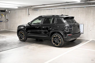 https://vehicle.imgix.net/4442725/ae64d017-180e-45c0-b9f9-54bbcfd2a1cf.jpg