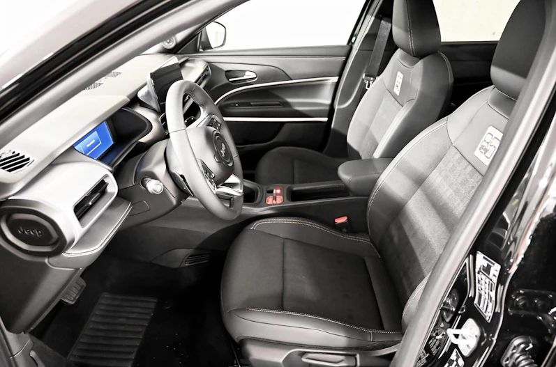 image du véhicule JEEP AVENGER