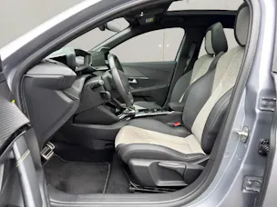 PEUGEOT 208 e-GT Pack
