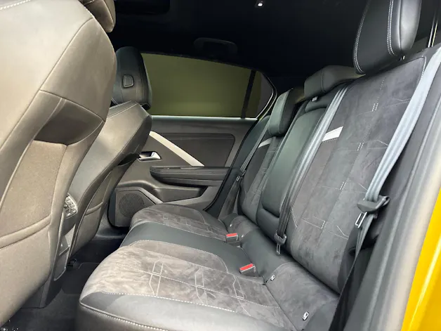 OPEL Astra 1.6 T PHEV 180 Swiss Premium