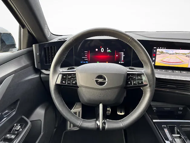 OPEL Astra 1.6 T PHEV 180 Swiss Premium