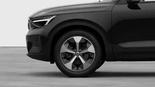VOLVO XC40 2.0 B3 MH Essential