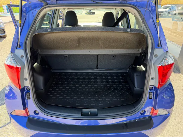 Toyota Verso-S 1.33 VVT-i Linea Luna MdS