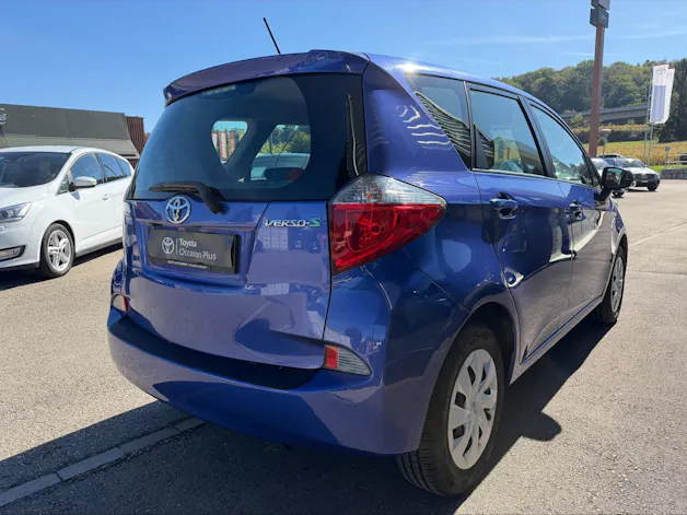 Toyota Verso-S 1.33 VVT-i Linea Luna MdS
