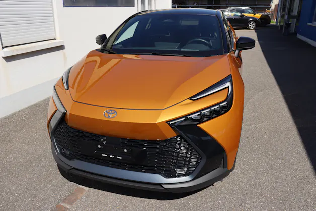 Toyota C-HR 2.0 HEV Style Premiere 4x4