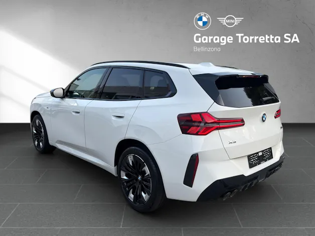 BMW X3 M50i