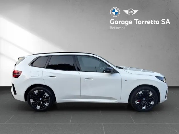 BMW X3 M50i