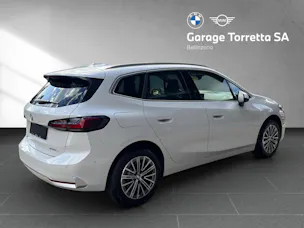 BMW 230e xDrive paddles Active Tourer