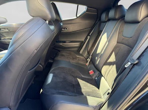 image du véhicule TOYOTA C-HR 2.0 VVTi HSD Move
