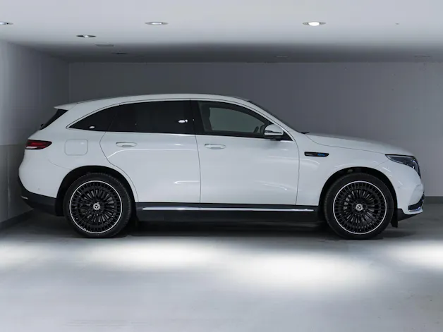 MERCEDES-BENZ EQC 400 4MATIC