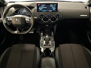 https://vehicle.imgix.net/4442922/d632c1f5-9364-499b-a502-d08f0b201007.jpg
