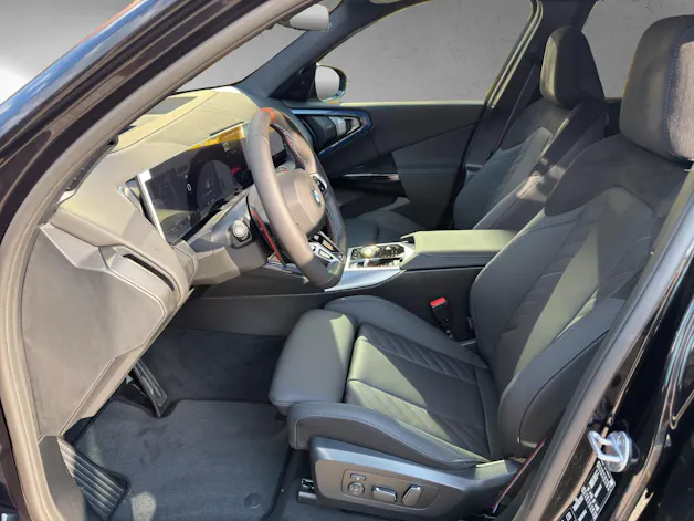 BMW X3 M50i