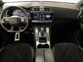 https://vehicle.imgix.net/4442936/93f3b37a-023f-42a2-8dca-8e4f32a1250a.jpg