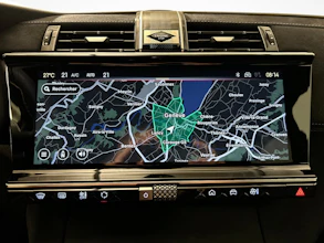 https://vehicle.imgix.net/4442936/baac8f48-5a18-4fc9-b925-e009e51b25e0.jpg
