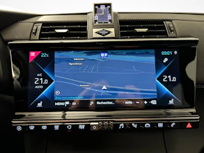 https://vehicle.imgix.net/4442941/8f688427-9f21-4789-9bb9-c0389178cbd6.jpg