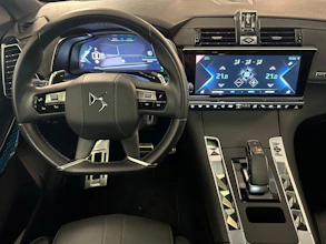 https://vehicle.imgix.net/4442941/eee2ee9a-c2d7-440d-a9bb-8dde5b98fdd9.jpg
