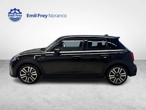 Fahrzeugbild MINI F55 2.0i Cooper S SDKG - Ruote invernali incluse & Freeservice fino a 10 anni o 100'000km (escluso liquidi e freni)