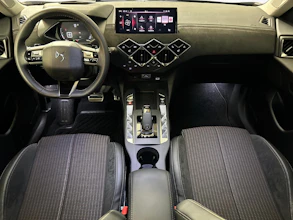 https://vehicle.imgix.net/4442952/5007c8b0-3a18-46b7-a6ff-78b09076947c.jpg