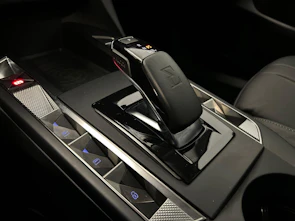 Fahrzeugbild DS AUTOMOBILES 3 Crossback E-Tense So Chic