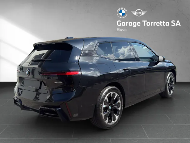 BMW iX xDrive60