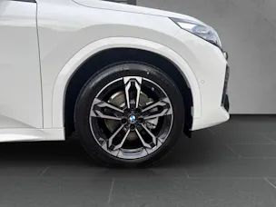 BMW iX2 30 xDrive