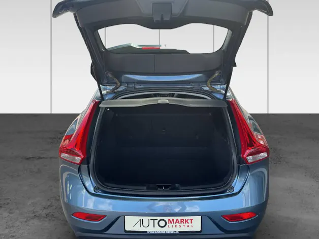VOLVO V40 2.0 D3 Summum S/S