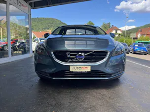 VOLVO V40 2.0 D3 Summum S/S