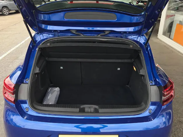RENAULT Clio 1.3 TCe Intens EDC